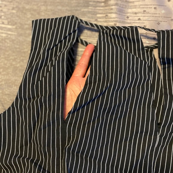 Pin Stripe Crop Top S - Picture 3 of 9
